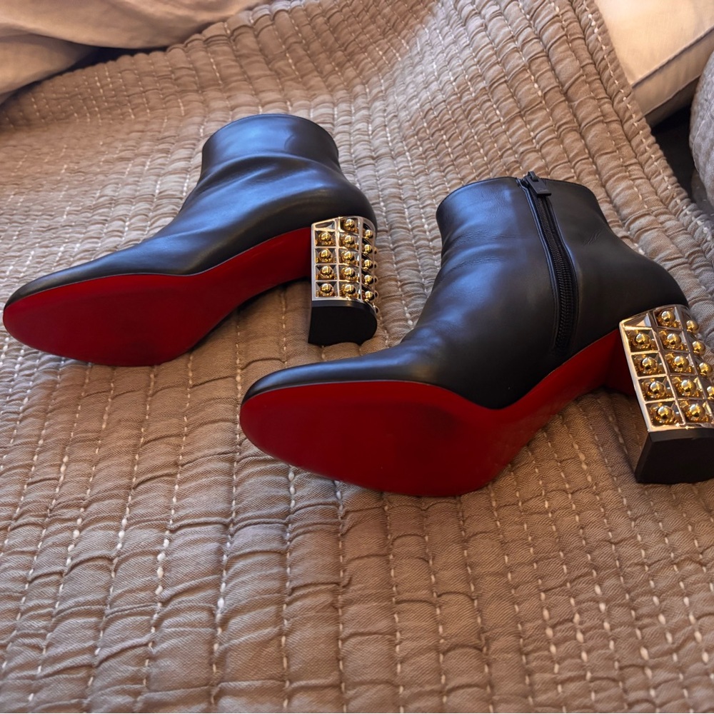 NEW Christian Louboutin Red Bottoms Black Booties with Gold Studded Block Heel - Picture 2 of 12